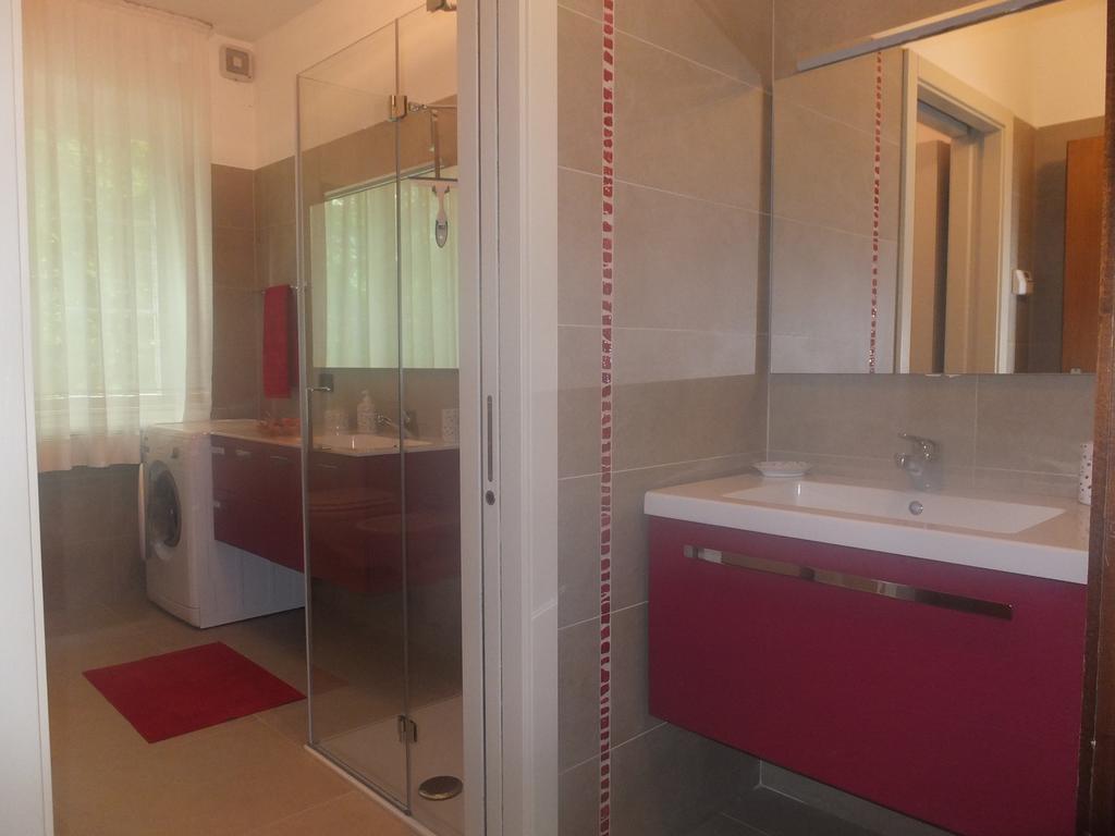 Vila Il Granello Tuenno Pokoj fotografie