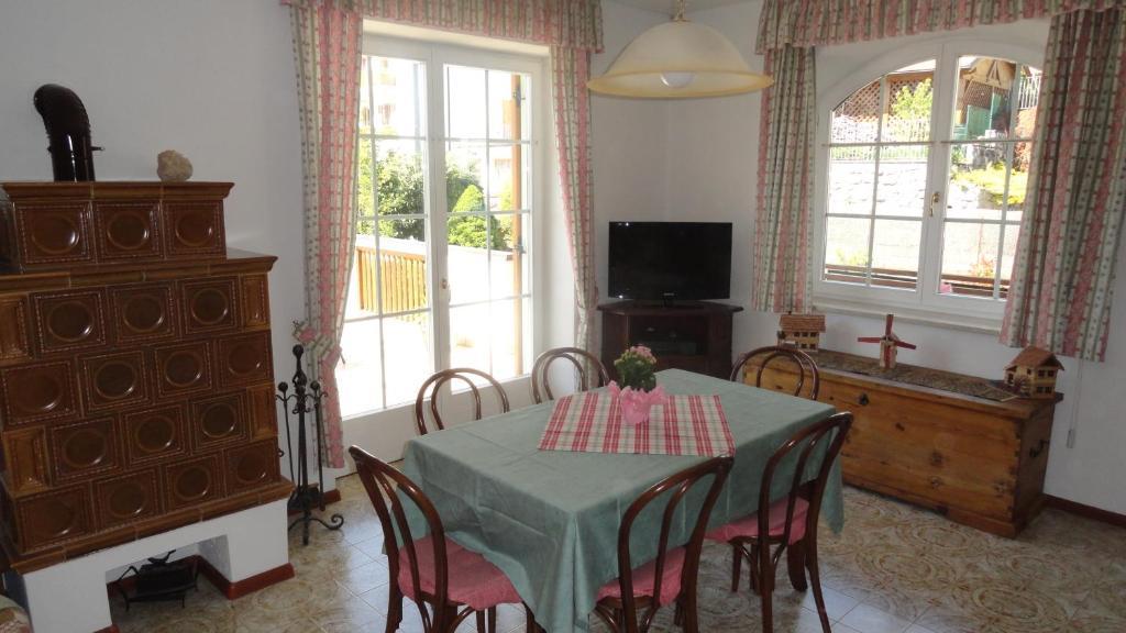 Vila Il Granello Tuenno Pokoj fotografie